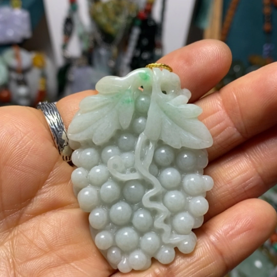 【闪购商品】翡翠未镶嵌吊坠(赠链)