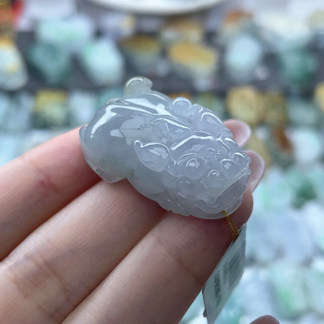 颈饰未镶嵌翡翠貔貅3