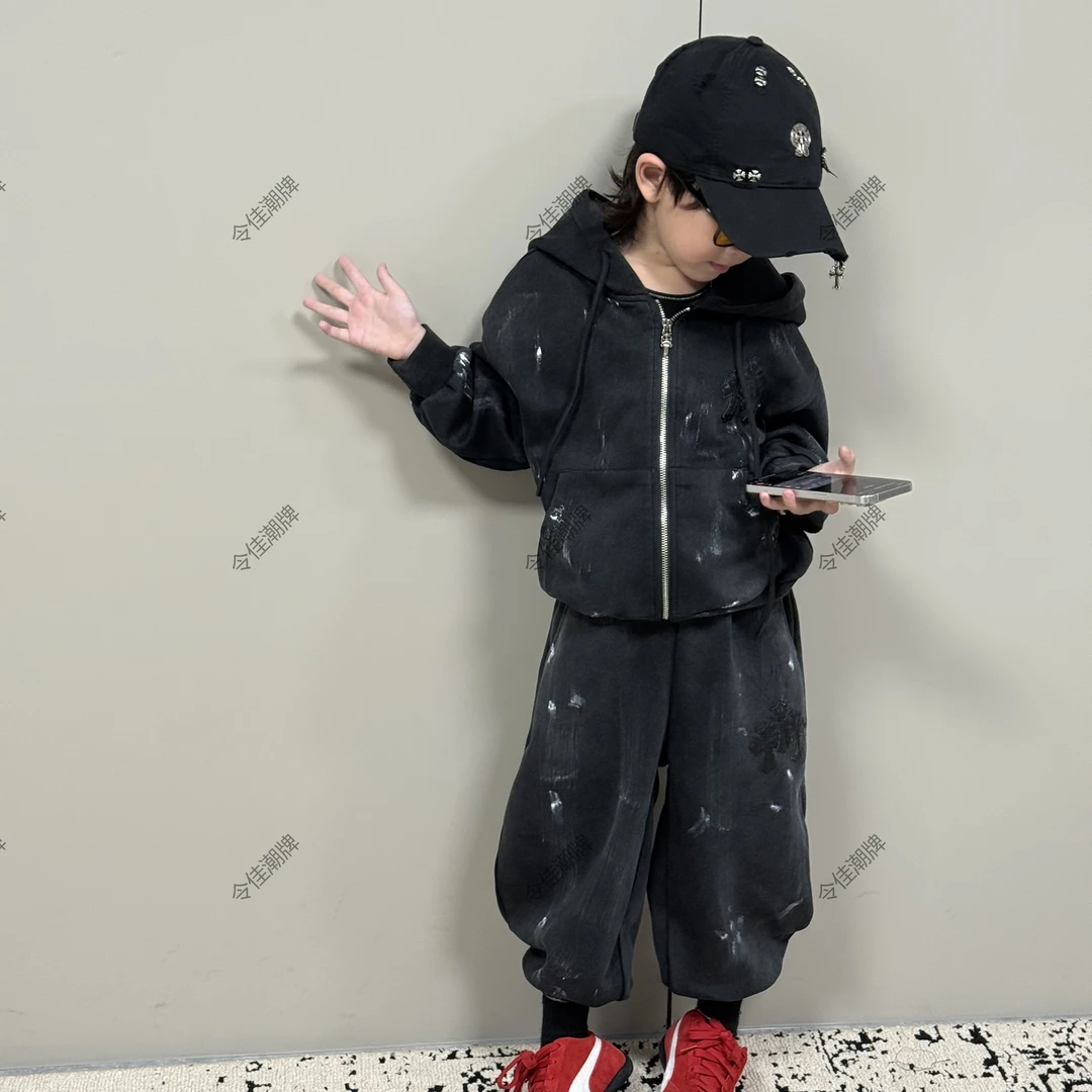 令佳潮牌秋季儿童中性炒色泼墨点连帽套装3186