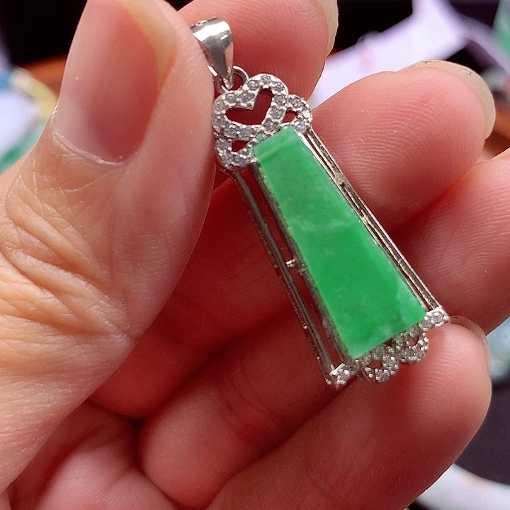 颈饰银S925镶嵌翡翠翡翠