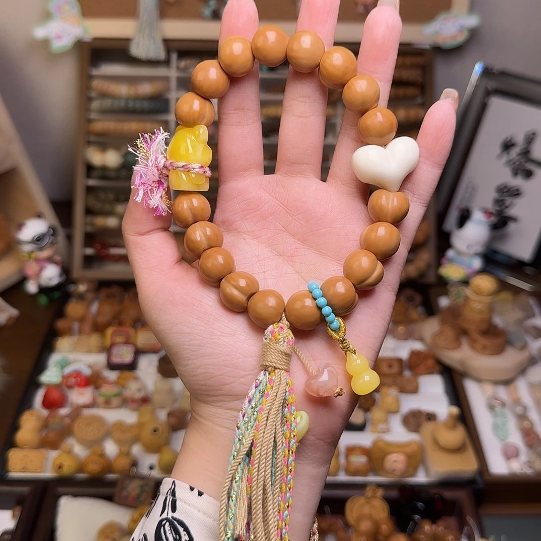 猴头核桃吊坠成品屁桃搭配