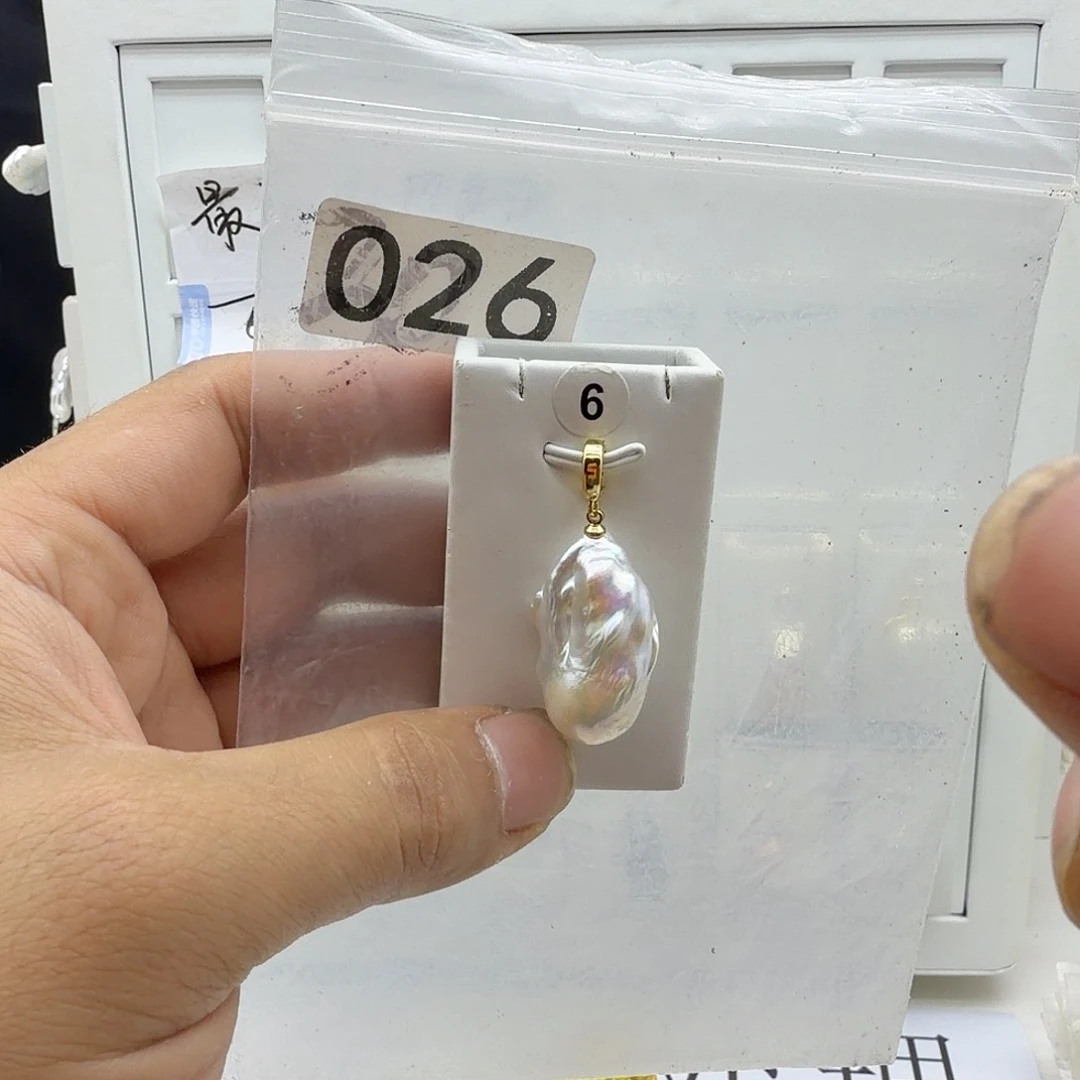 淡水珍珠合金颈饰