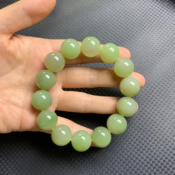 新品和田玉翠青手串