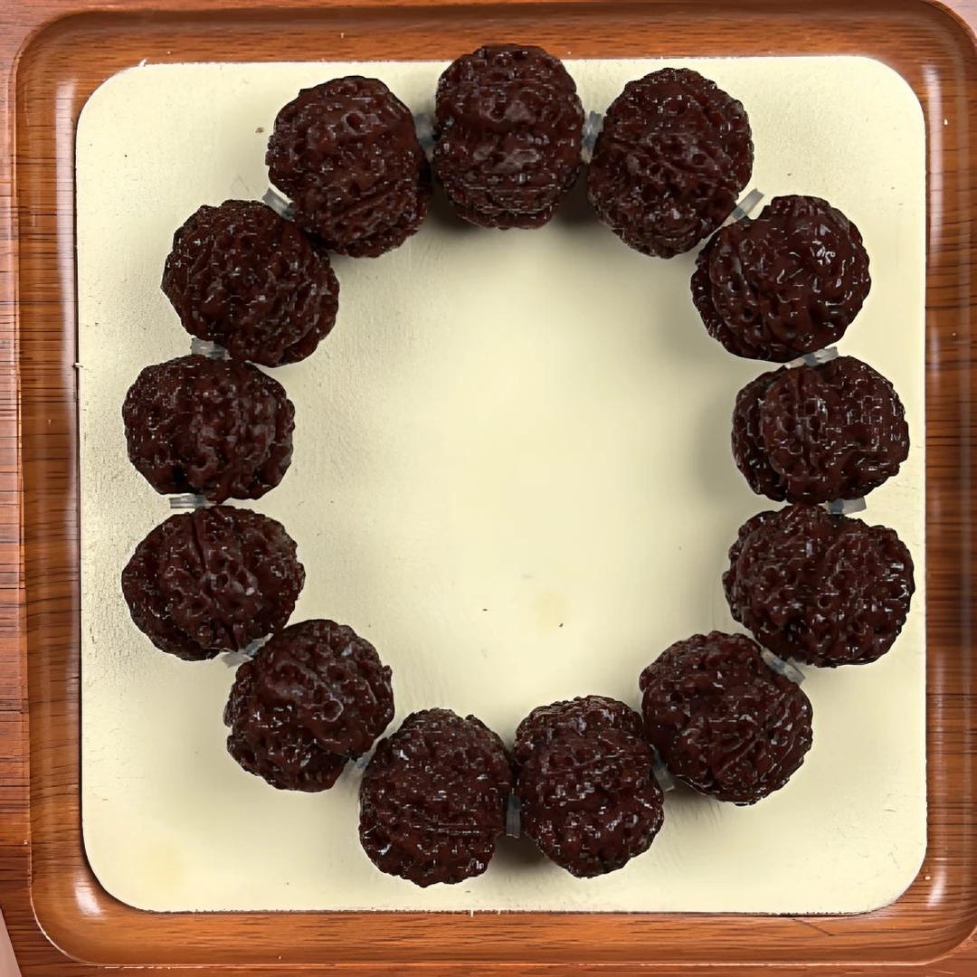 尼泊尔大金刚菩提手串【图片并不是商品需在直播间下单为准】