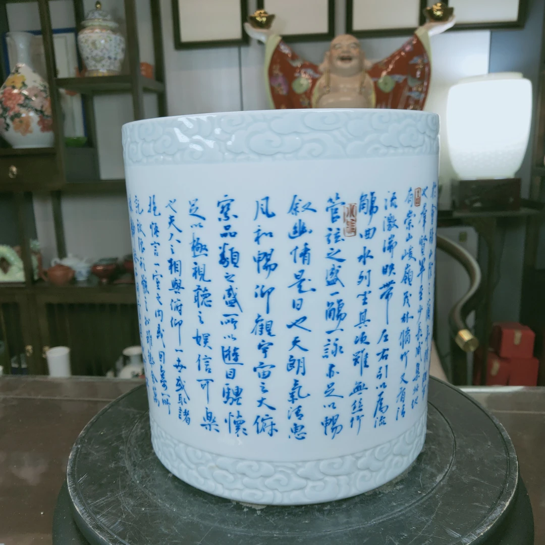 景德镇陶瓷全手工手绘的笔筒