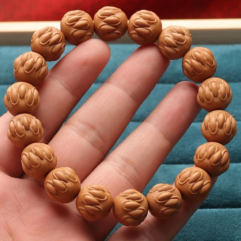 拾伍甄选猴头龙牙吞噬全品手串