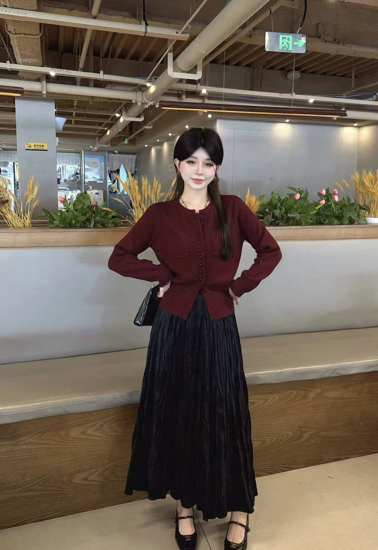 衣凡B2555复古冬季百搭针织显瘦套装