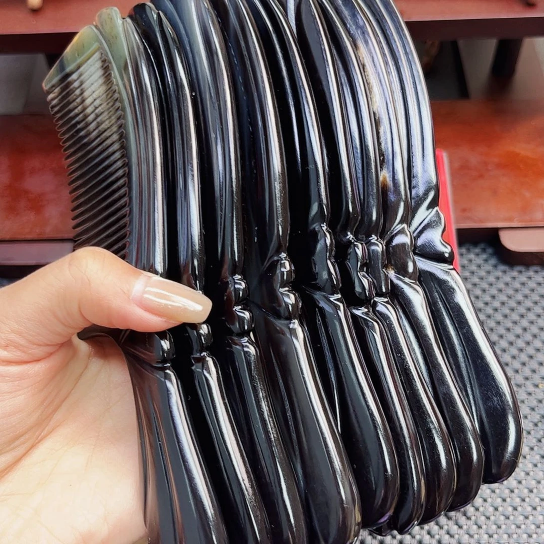 纯手工制作纯牛角梳子