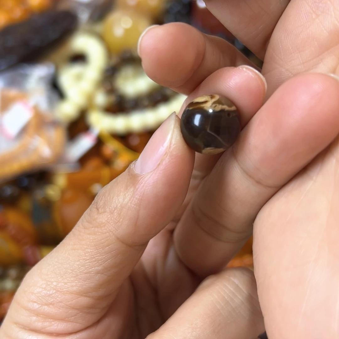 琥珀珠宝奇石未镶嵌601