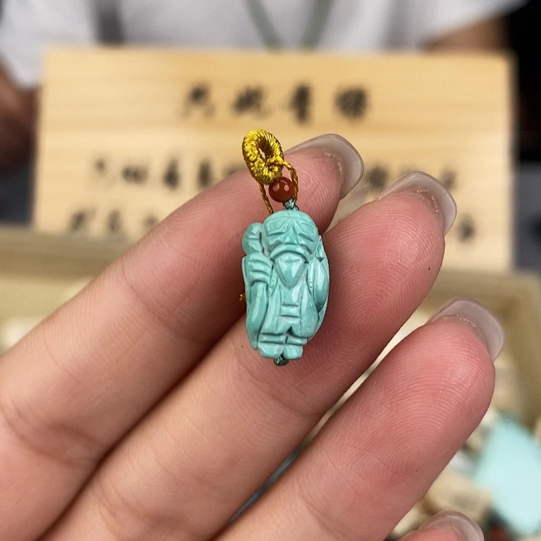 未镶嵌绿松石珠宝奇石