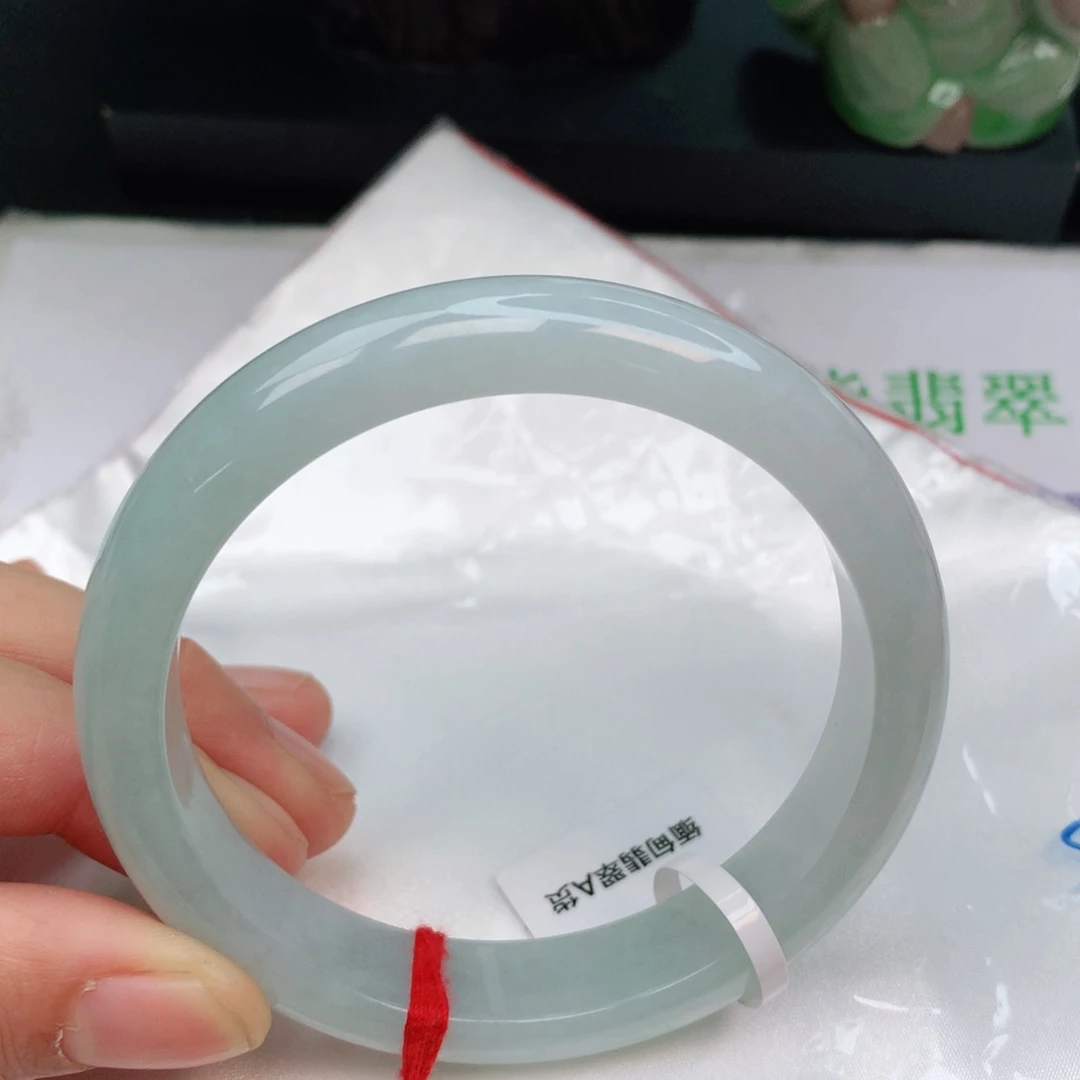 未镶嵌手镯翡翠翡翠手镯