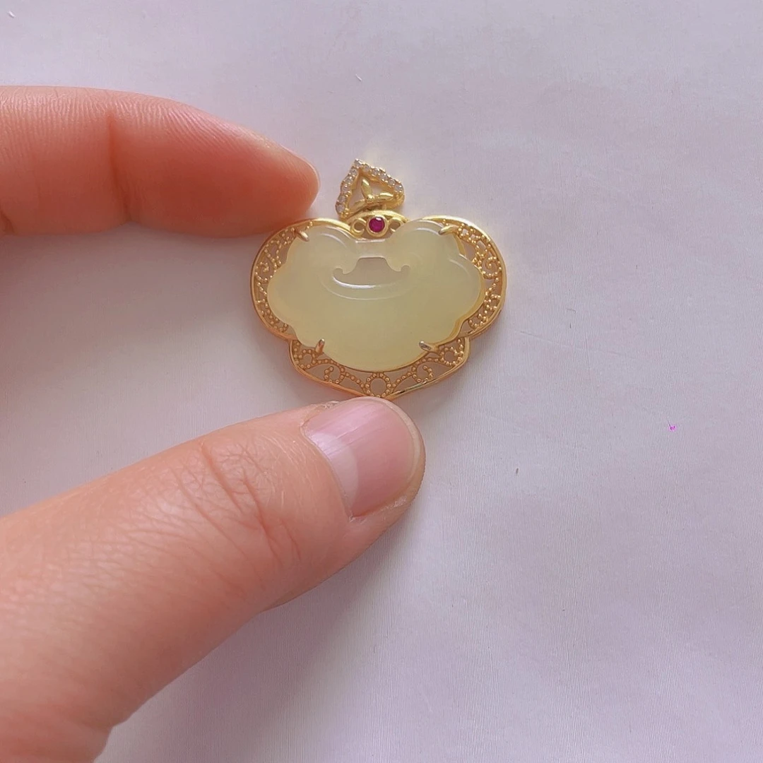 和田玉颈饰银S925镀金镶嵌