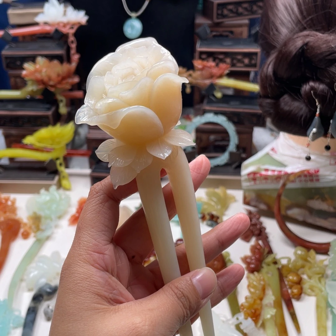 【闪购商品】蛇纹石玉发饰未镶嵌猫*融