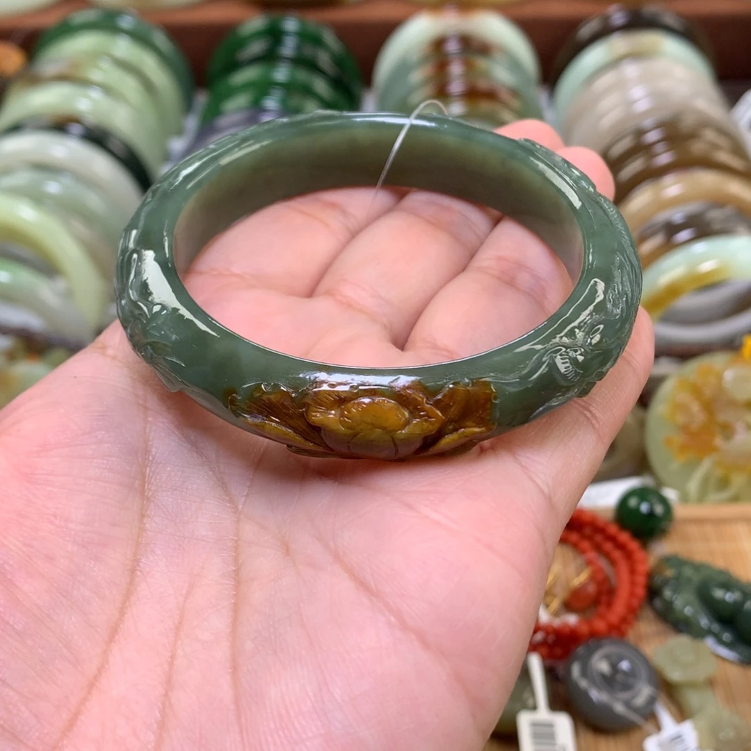 和田玉未镶嵌手镯58_59口径