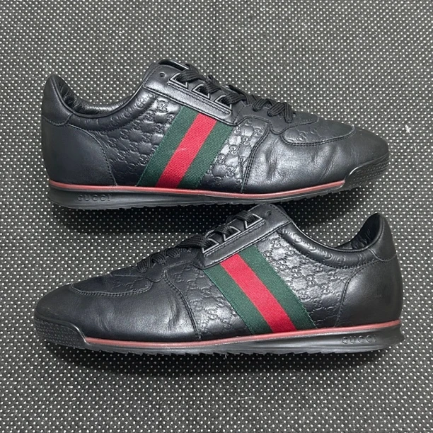 95新 GUCCI/古驰 40.5码 26cm 黑色 满印 成色挺好 休闲鞋