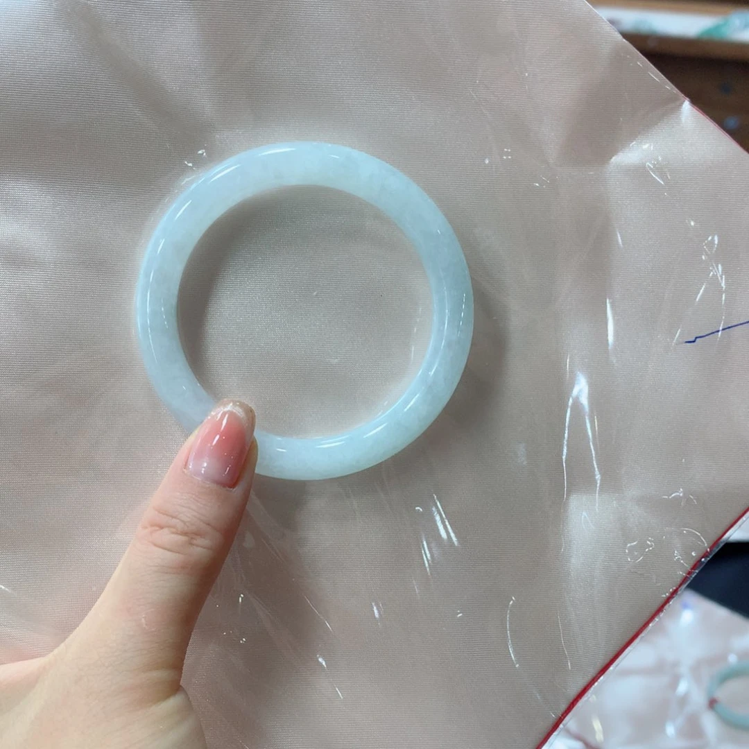 未镶嵌手镯翡翠翡翠