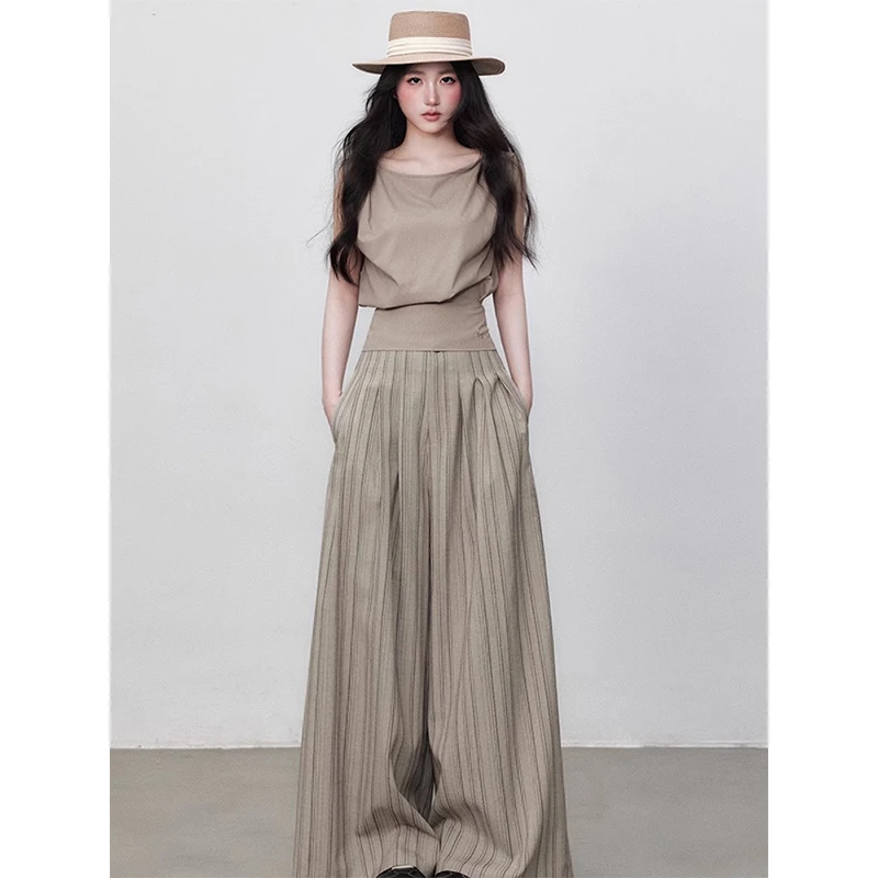 高智设计感气质无袖上衣套装女夏季新款高腰条纹阔腿休闲裤两件套