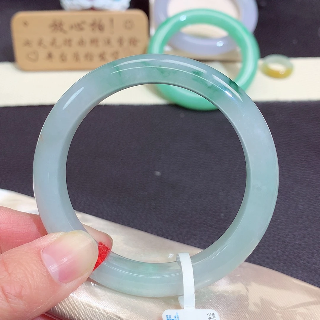 翡翠未镶嵌手镯507