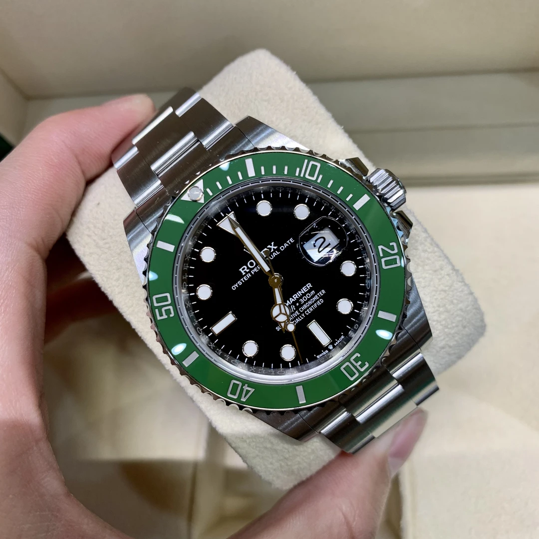 99新 Rolex/劳力士 M126610LV-0002 绿水鬼 保卡：24年3月9日