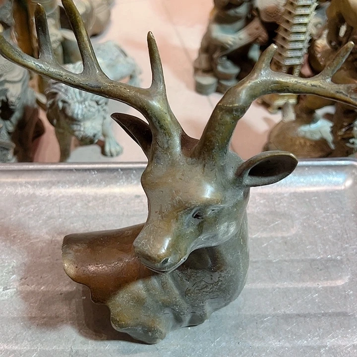 年**余黄铜摆件工艺品，