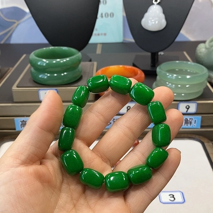 石英岩玉未镶嵌手镯