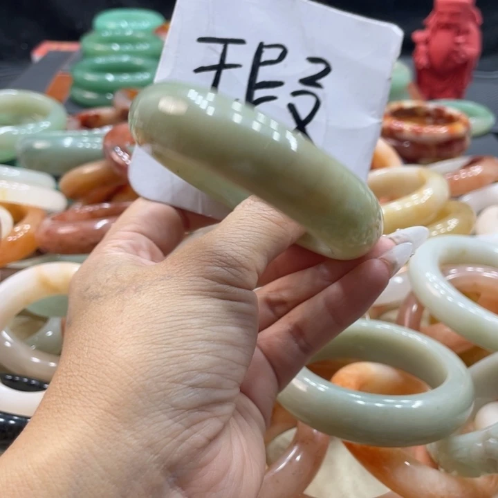 古***董石英质玉钛钢珠宝奇石