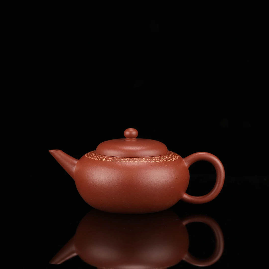 乘风阁原创.朱泥微刻【易经太极】水平紫砂茶壶.160cc