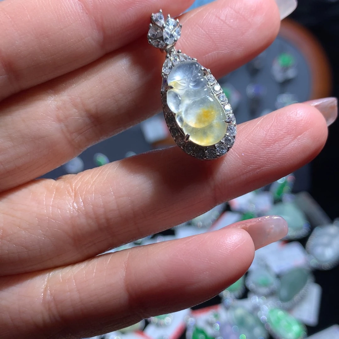 翡翠颈饰银S925镶嵌天然翡翠A货缅料高冰黄翡天使吊坠