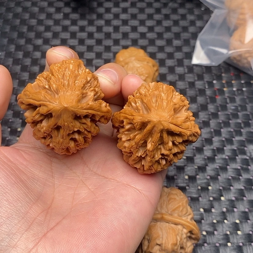 【闪购商品】核桃吃*陈鼠42