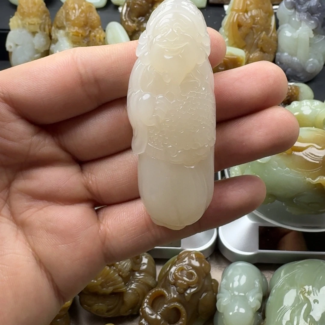 和田玉未镶嵌挂件