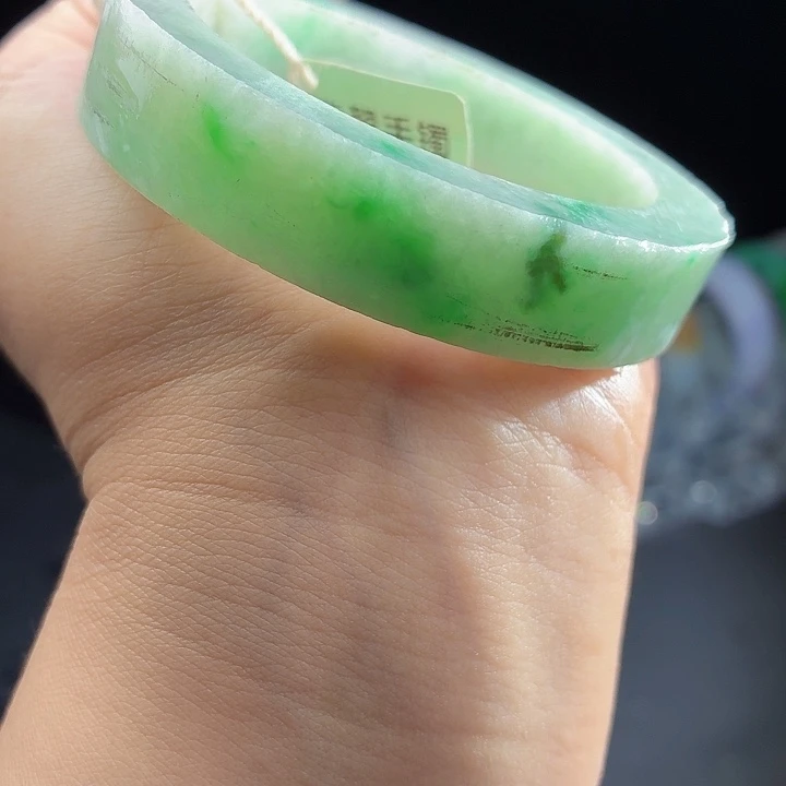 定制翡翠翡翠手镯定制不退不换未镶嵌