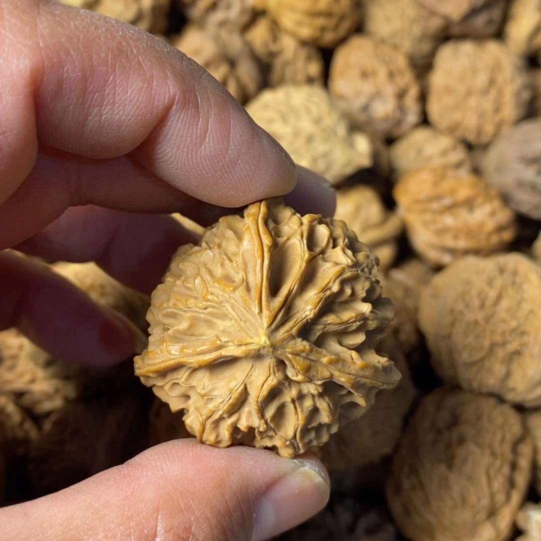 古***胡文玩核桃吊坠文玩核桃