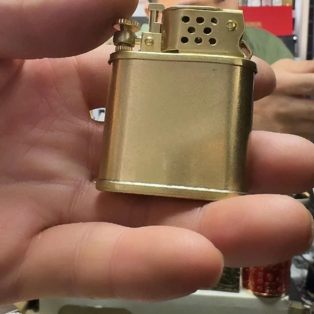 佐罗561弹射煤油打火机