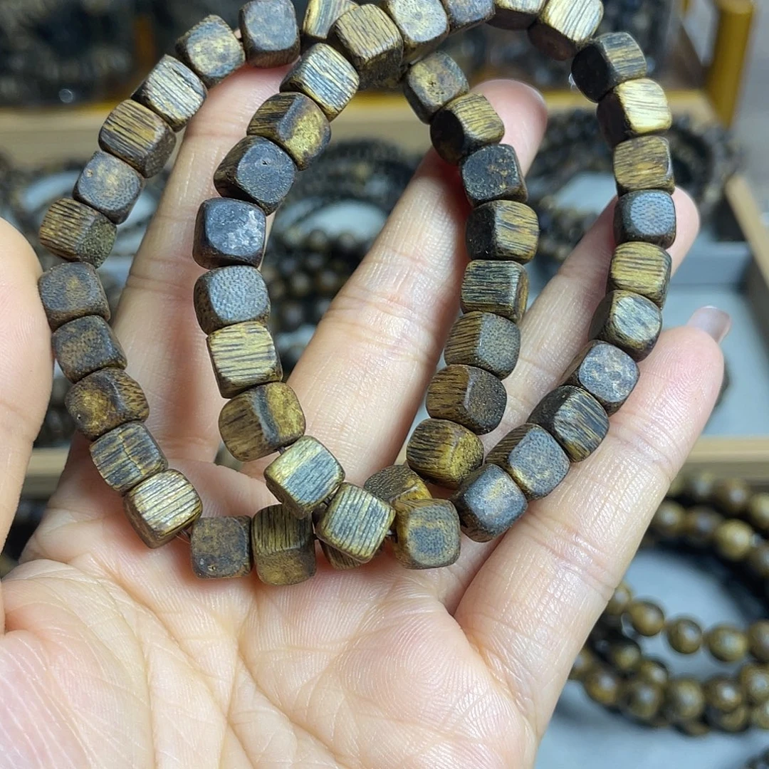 沉香碎屑沉香棋楠沉香老料方糖单圈7mm多样性发一个