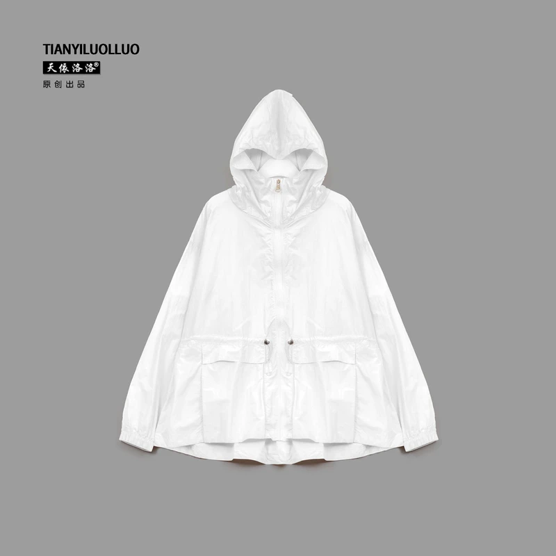 【天依洛洛】20777 口袋抽绳纯色百搭宽松时尚连帽防晒外套