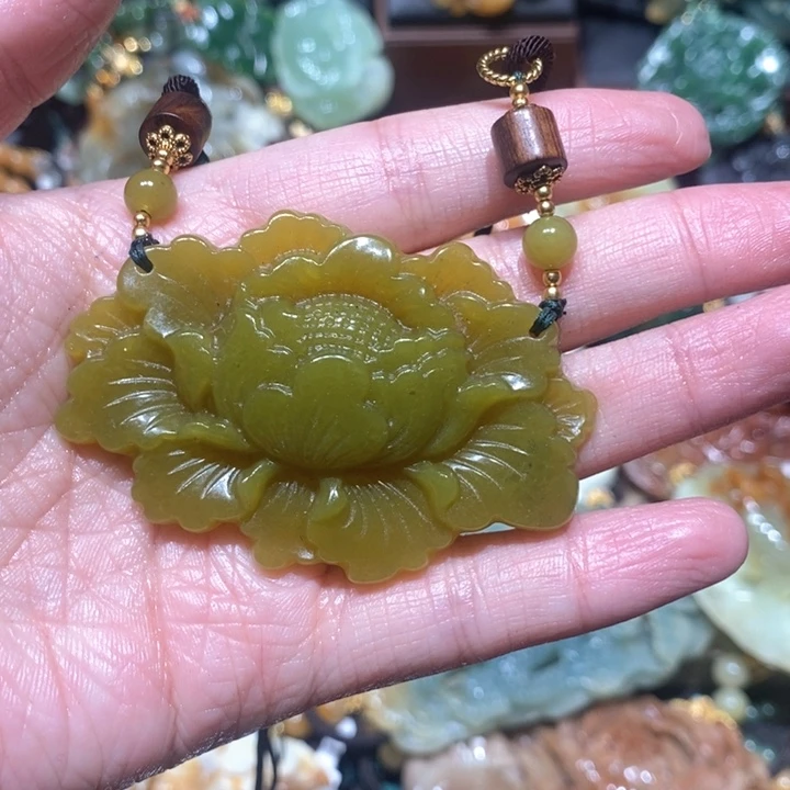 岫玉毛衣链未镶嵌