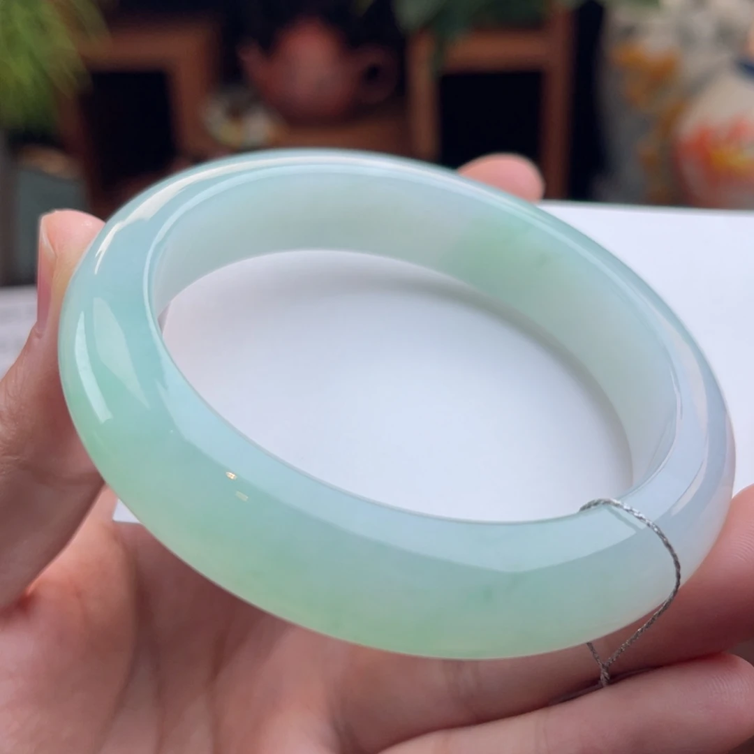 未镶嵌手镯翡翠正圈