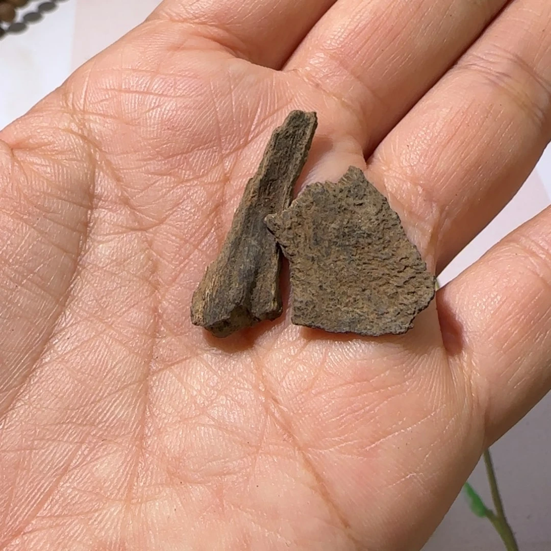 【闪购商品】沉香沉香木制品20年前红土送2片