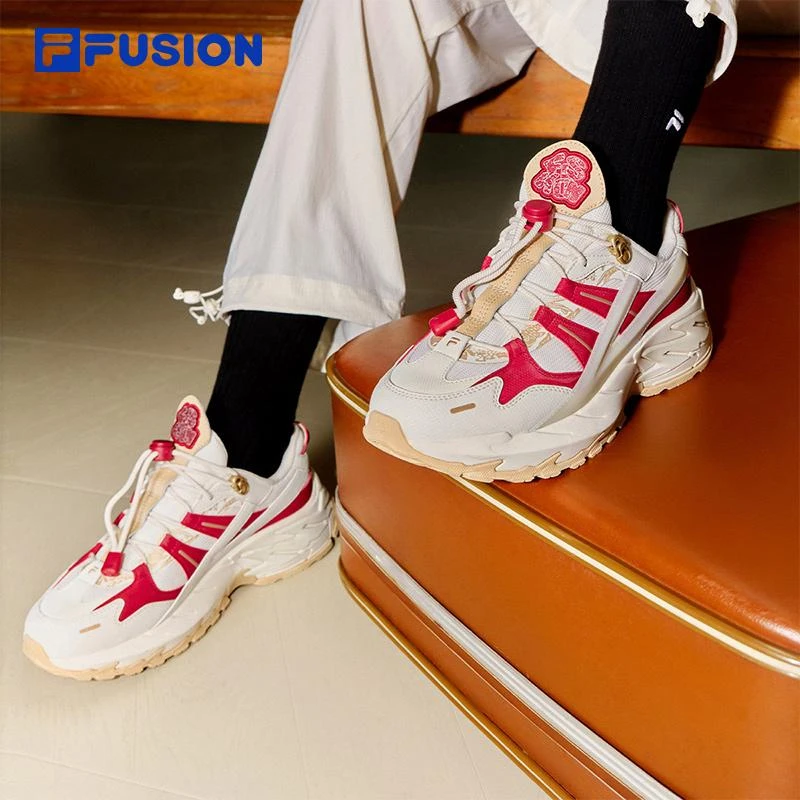 FILA FUSION斐乐 【新年款星际鞋】情侣款运动老爹鞋T12W511517