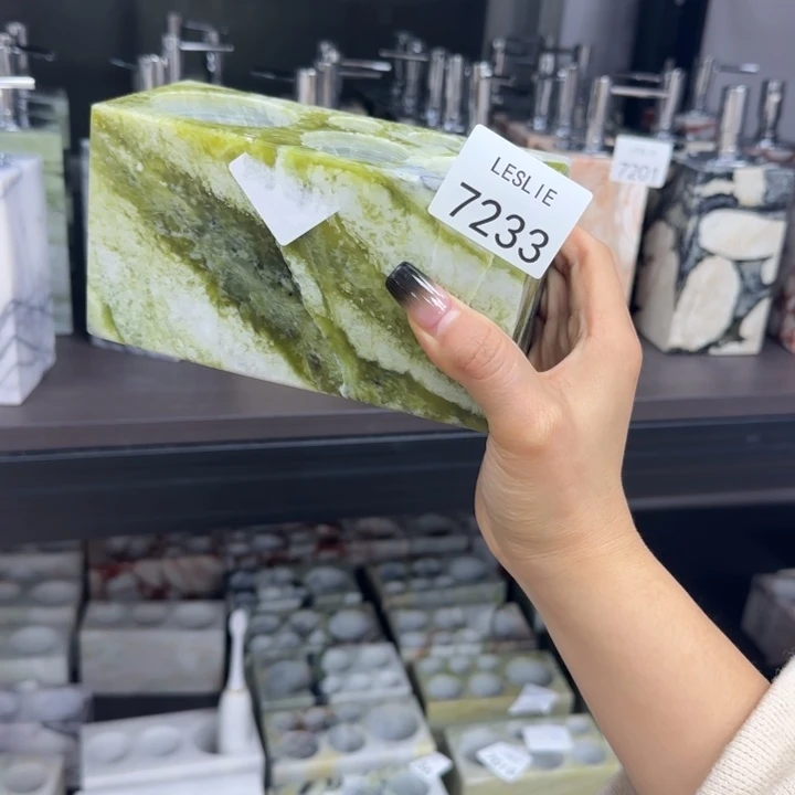 Yy7233。。。。。。。。。福利