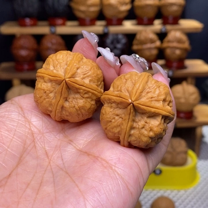 文玩核桃把件方印四棱34号