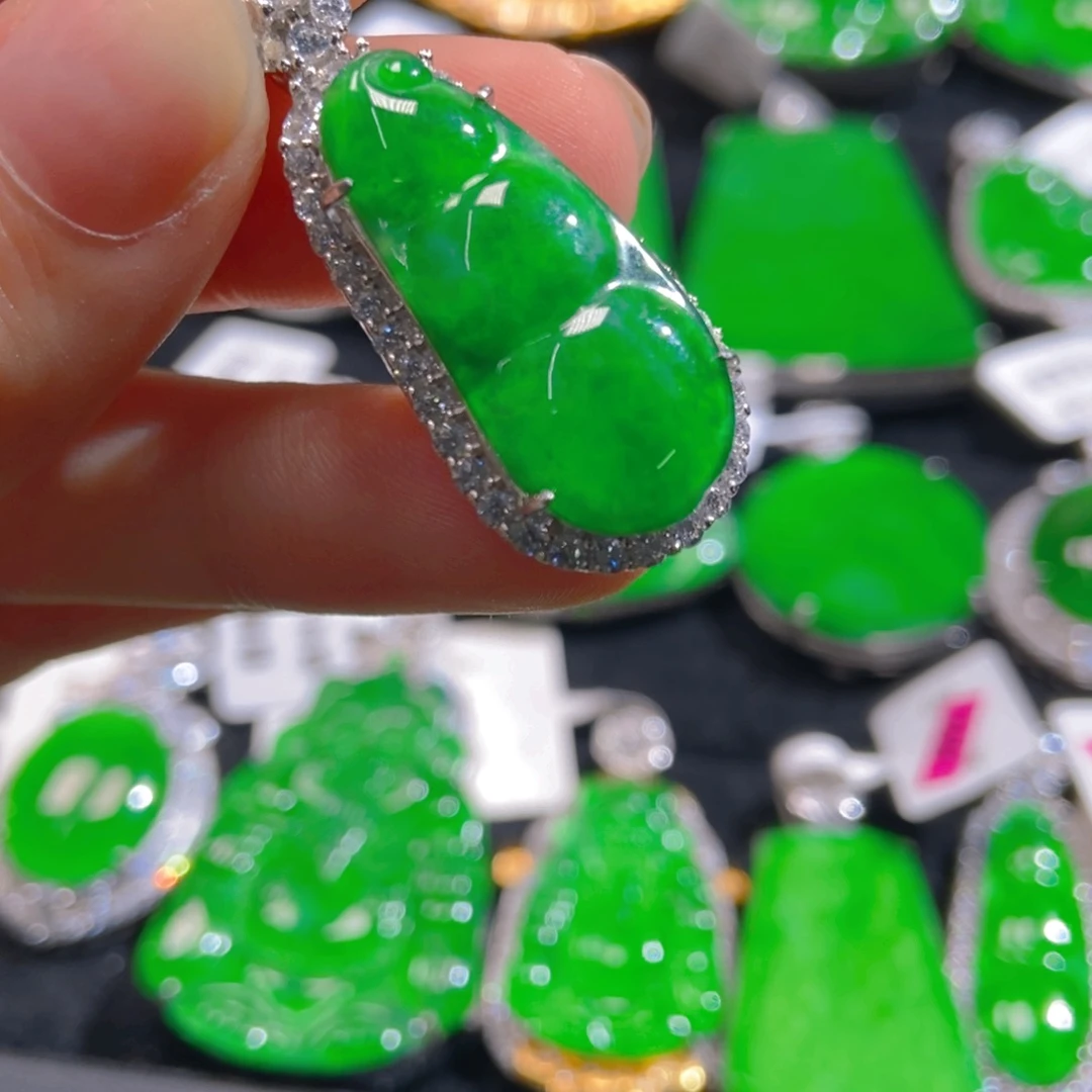 翡翠吊坠(不含链)未镶嵌