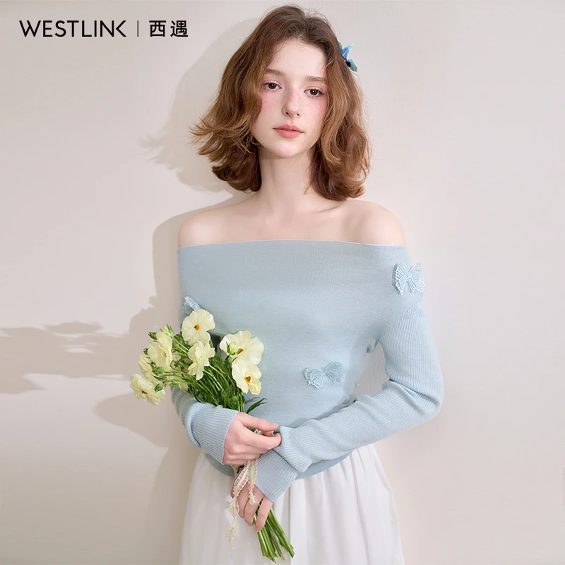 0389西遇一字肩针织衫女2025年春季新款蝴蝶装饰荡领长袖上衣