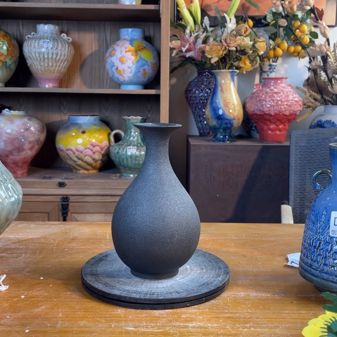 摆件陶瓷花瓶高21口2