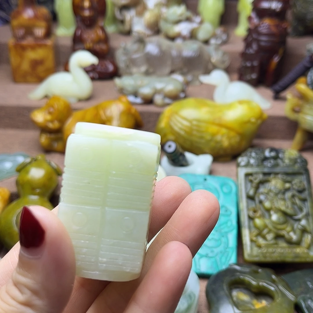 白玉菩提吊坠137。。