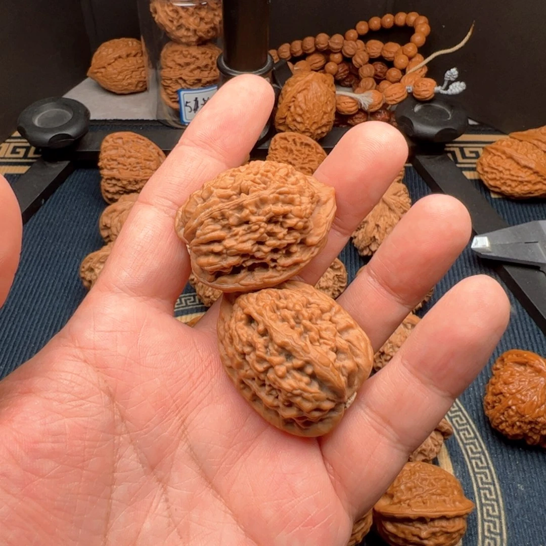 文玩核桃吊坠廣***民蚂蚁