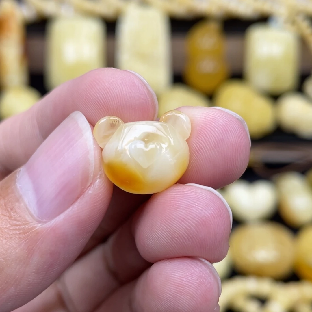 琥珀未镶嵌裸石琥珀蜜蜡