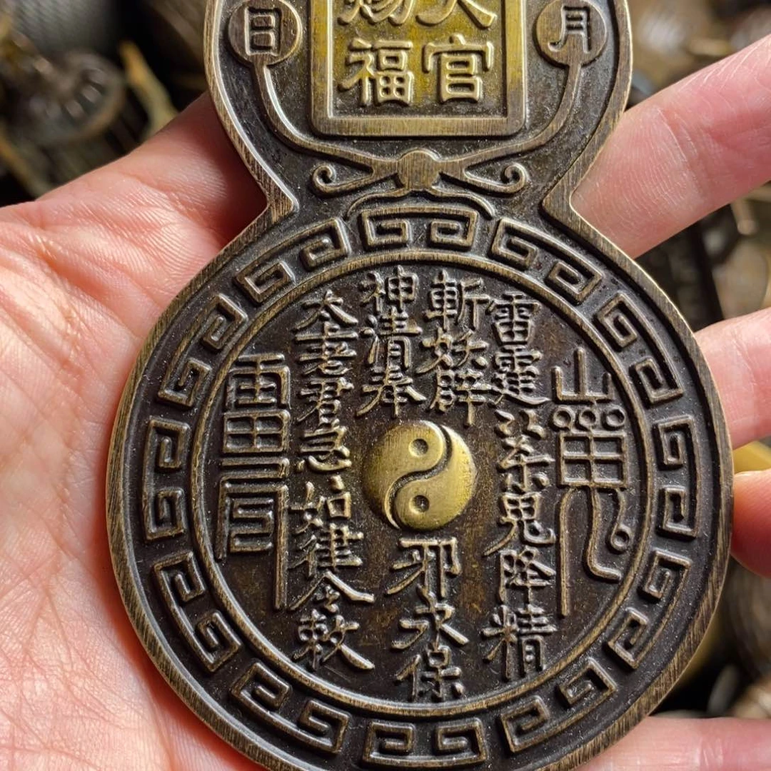 精美铜器做工精良