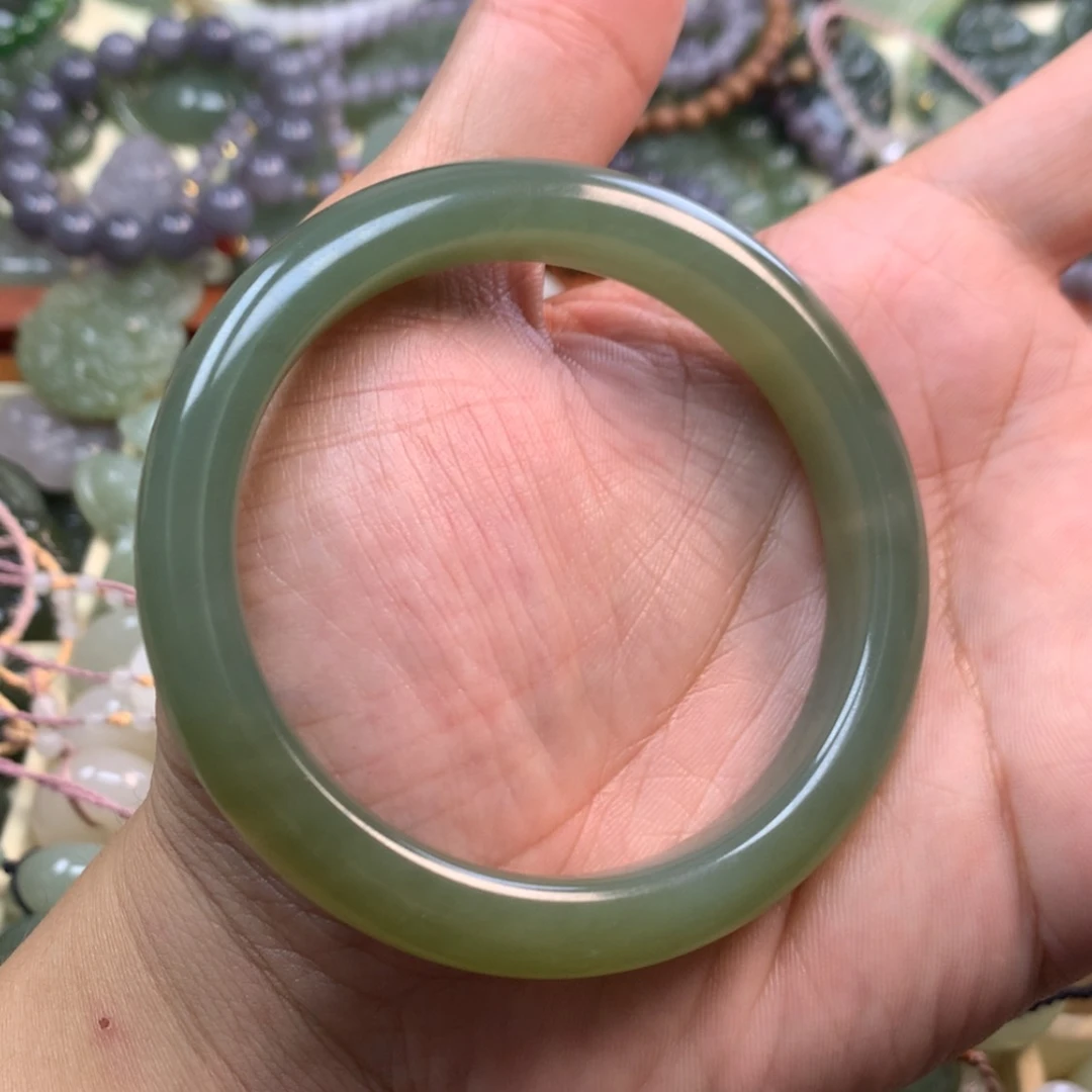 【闪购商品】未镶嵌手镯和田玉御**，