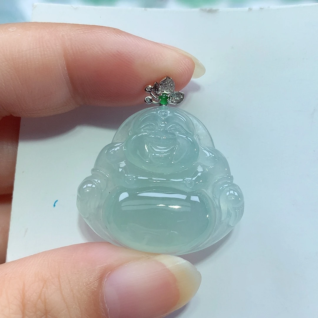 翡翠18K金镶嵌颈饰佛